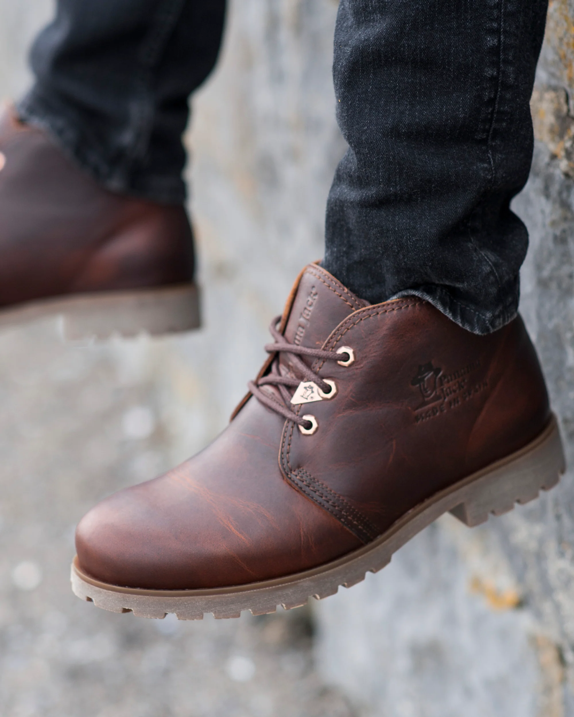 Bota Panama C44 Napa Grass Castaño - Image 9