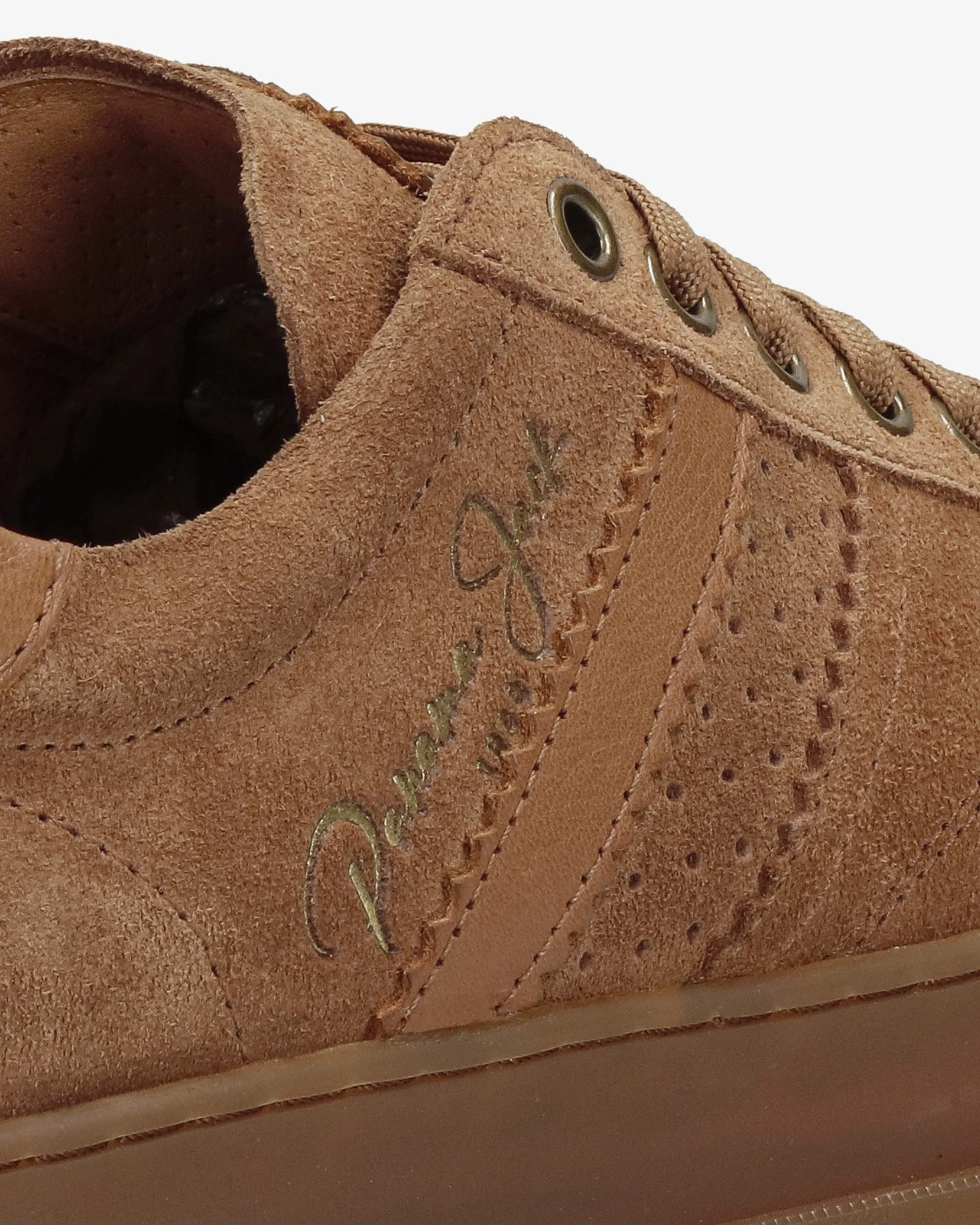 Gia B8 Velour Cuero - Image 8