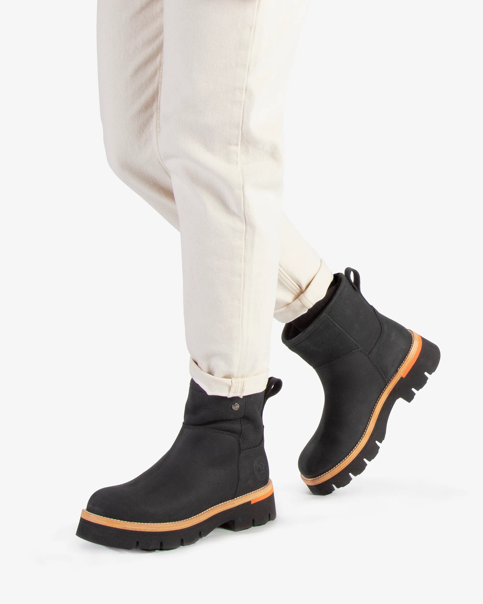 Laia B3 Nobuck Negro - Image 4