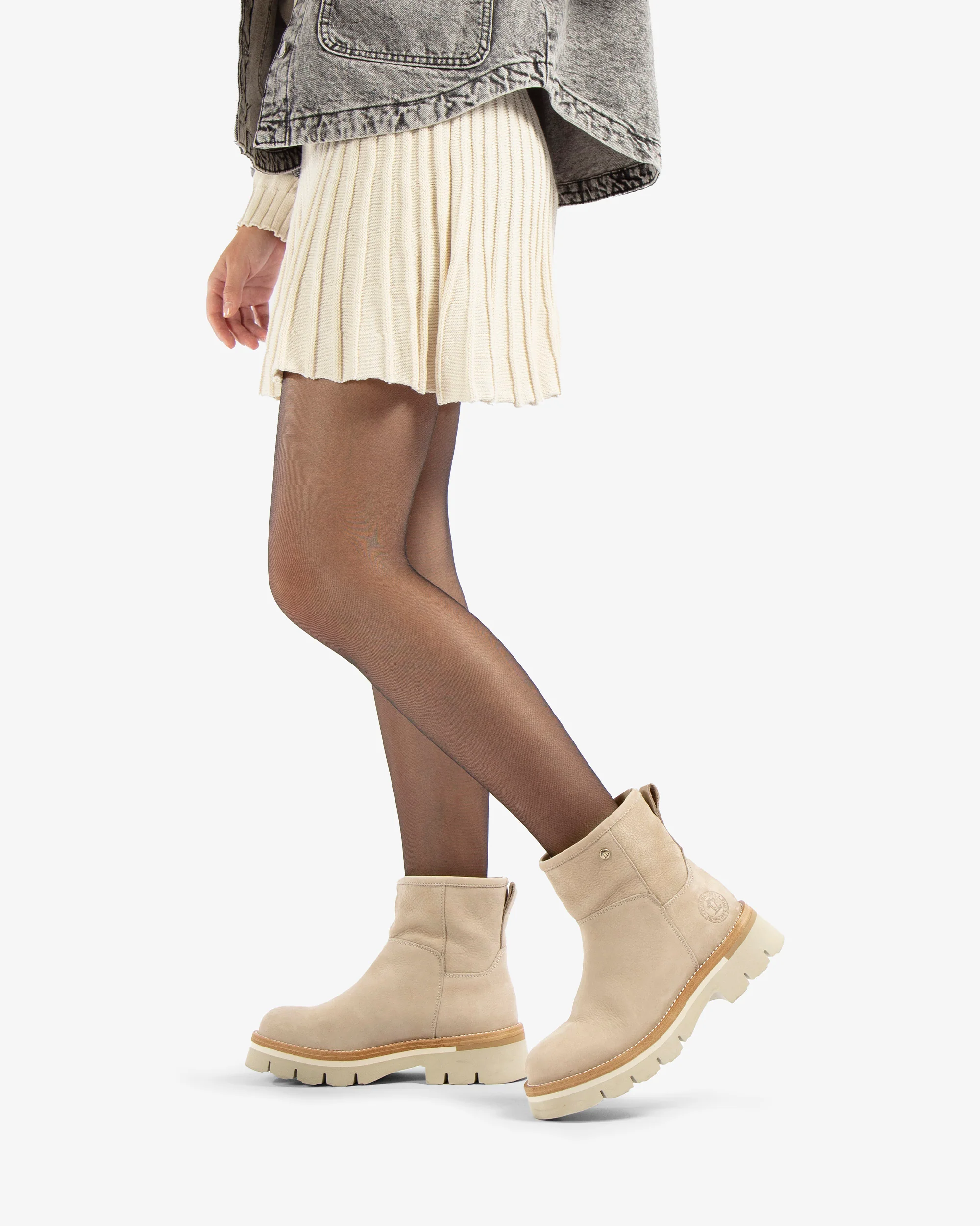 Laia B5 Nobuck Crudo - Image 4