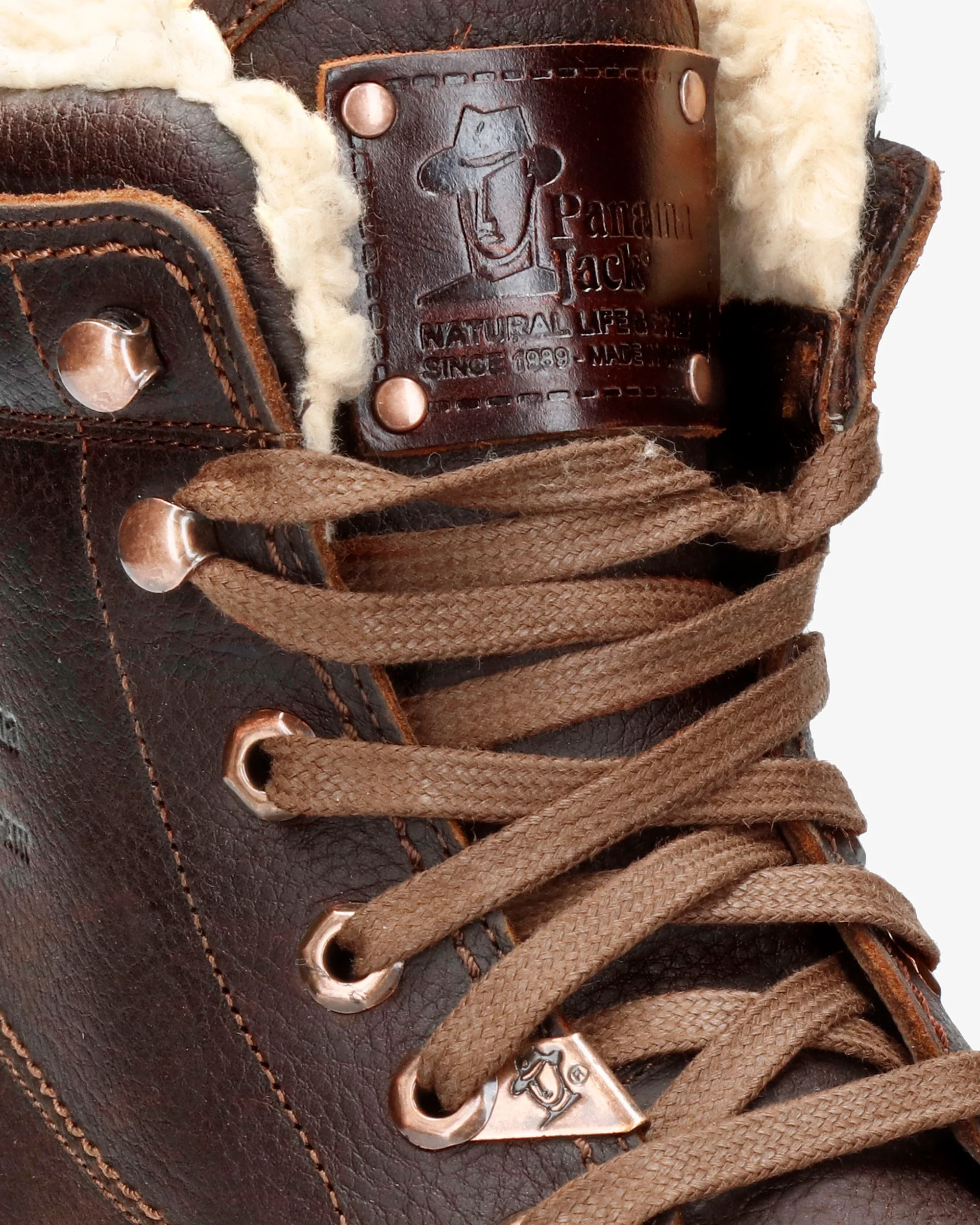 P03 Aviator C23 Napa  Grass  Castaño - Image 9