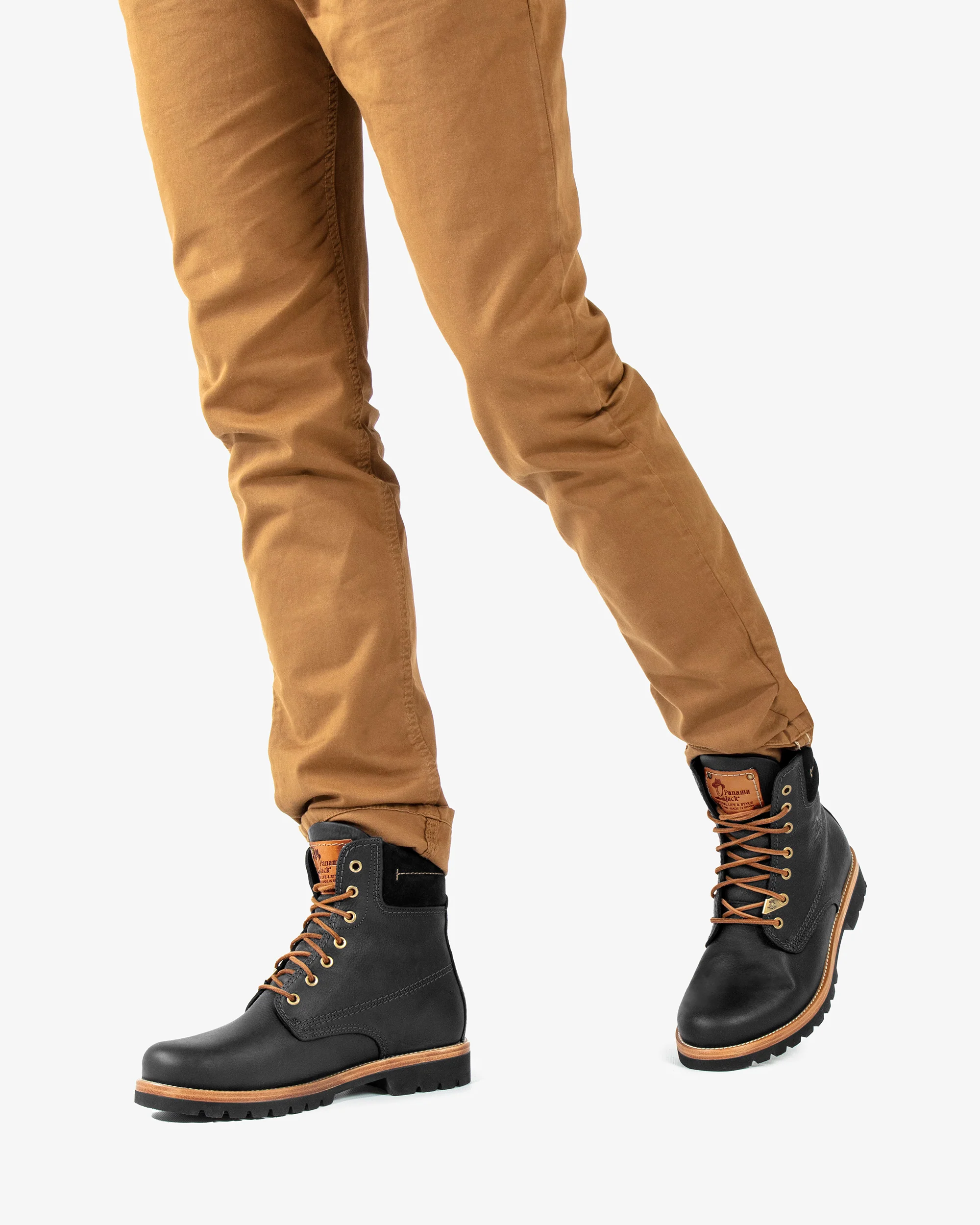 Panama 03 Igloo C26 Napa Grass Negro - Image 4